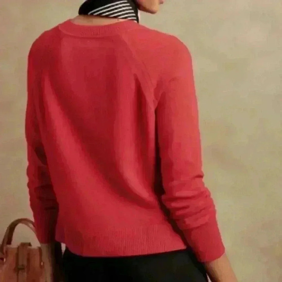 Banana Republic Relaxed  Fit Raglan Pullover Sweater - Picture 2 of 10